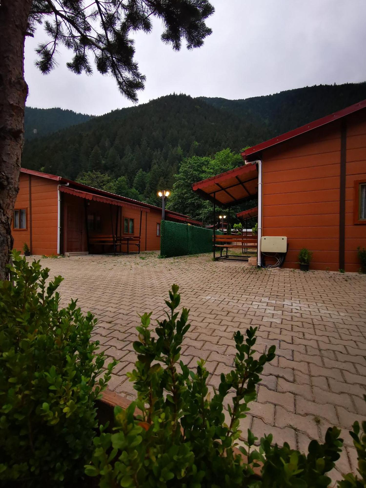 Kuloglu Otel Ve Restoran Uzungöl Bilik gambar